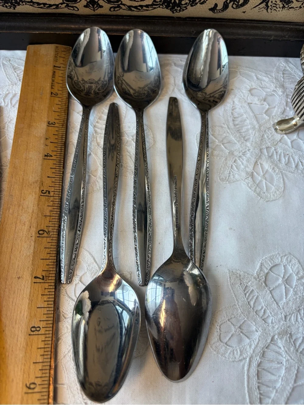 IS Fascination decorator stainless flatware place setting replacement flatware